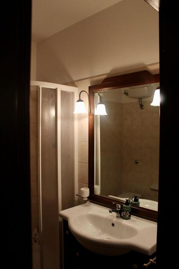 Palazzo Contini Apartment Piobbico Luaran gambar